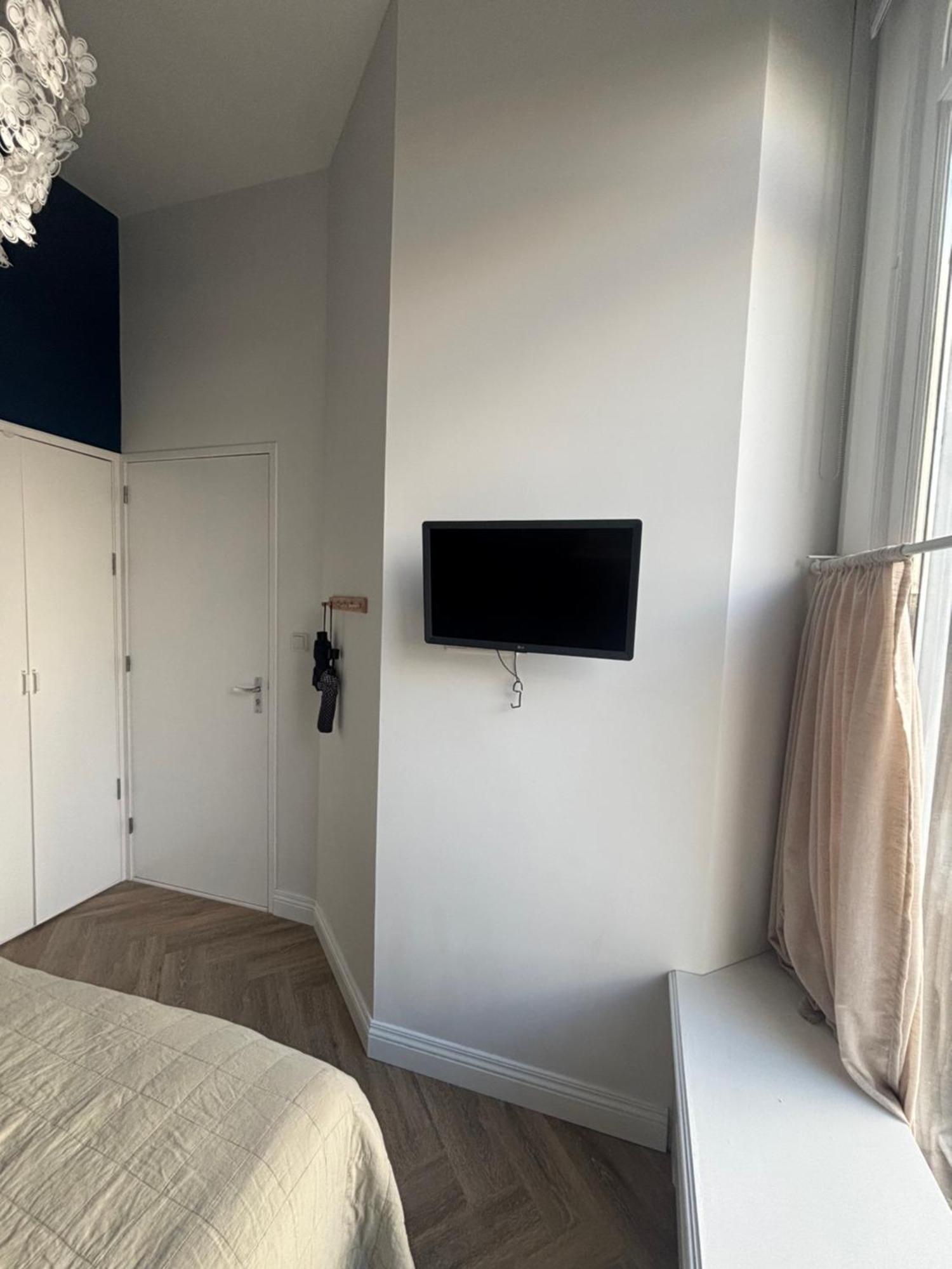 Lovely Small Apartment In 'De Pijp' アムステルダム エクステリア 写真